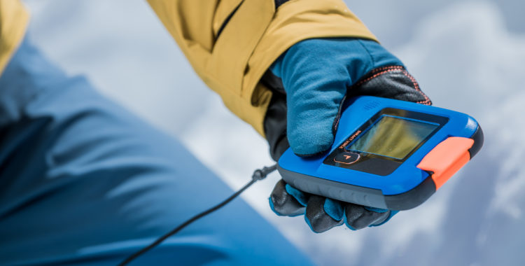 Diract från Ortovox är en talande transceiver. 