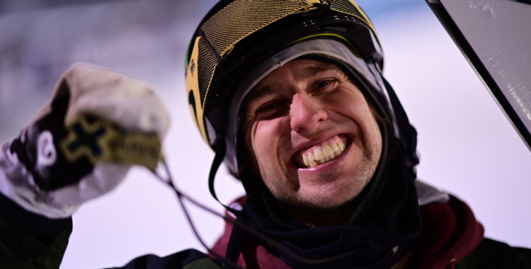 X Games Aspen, Colorado 31 januari 2021: Henrik Harlaut vid medaljceremonin för Ski Knuckle Huck där han knep guld.
