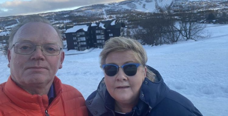 Statsminister Erna Solberg firade sin 60-årsdag i Geilo, i sällskap som översteg tio personer.