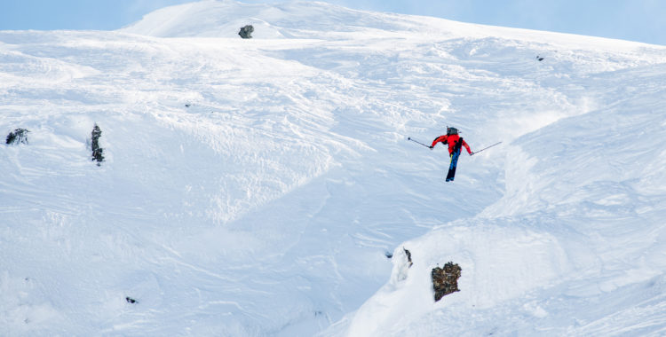 William Larsson med en fin 360 från hängdrivan ovan ravinen