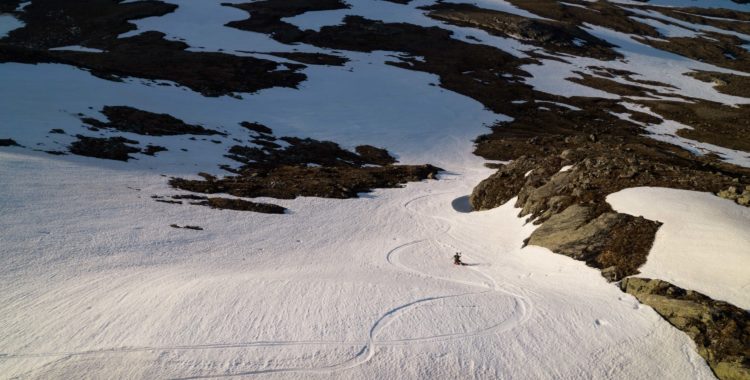 Sista svängarna för säsongen och innerskon Atomic Mimic sitter fortfarande som en smäck.