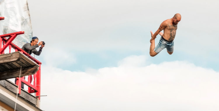 På söndag bär det av mot ett plasikigt Hades för 9:e gången, dags för VM-kval i dødshopp från 12 meter. Gulp.