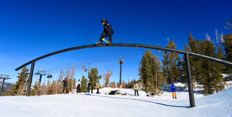 Oscar Wester gör comeback på världscupen i Mammoth Mountain, USA.