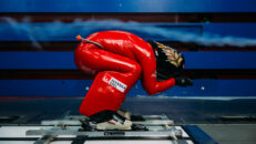 Speedskilandslaget åker skidor i vindtunnel i 190 km/h