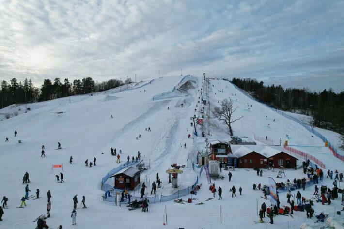 Bild över Ekholmsnäsbacken