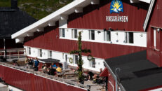 Vykort från en midsommardröm i Riksgränsen