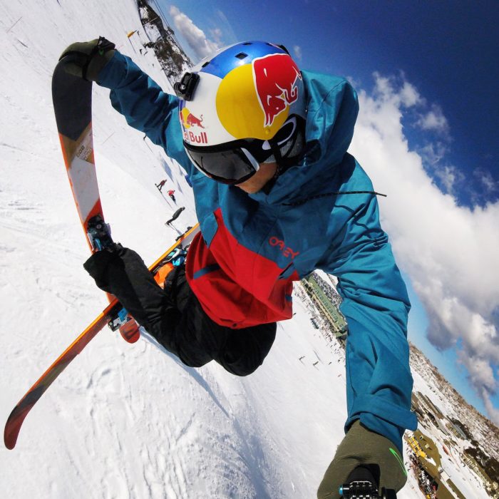 Oscar njuter av utsikten mitt i en blunt