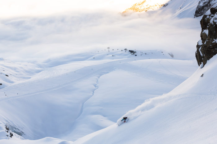 Puderhets nära liften i Saas-Fee? Inte i december