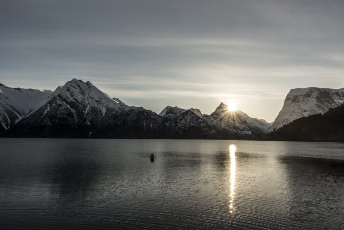 Det här handlar om fjäll och fjordar