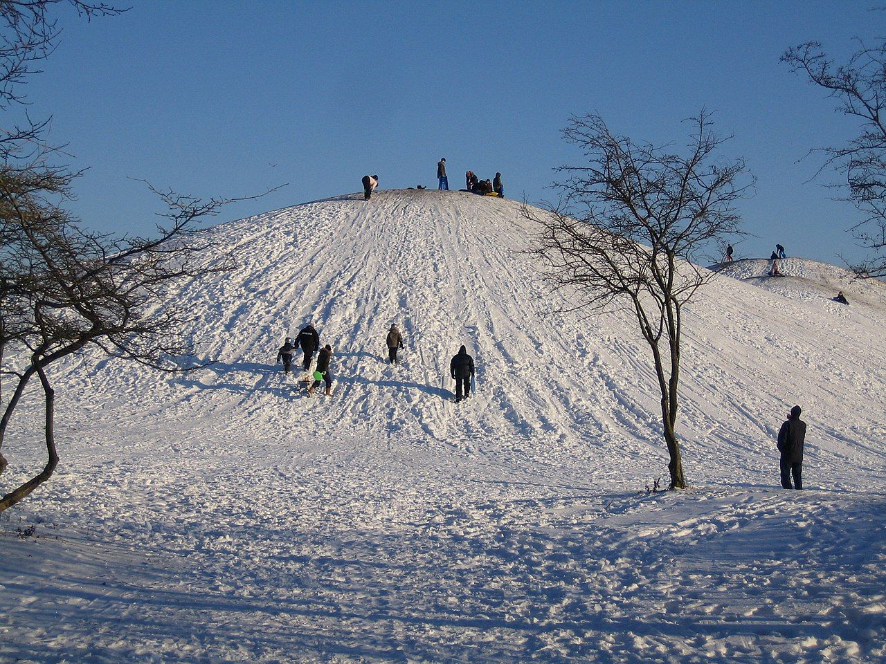 1280px-Kroksbäcksparken,_vinter.jpg