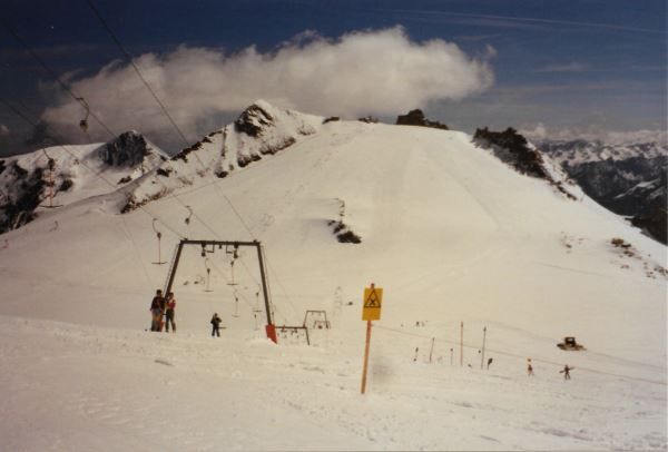 Hintertux 1990_.JPG