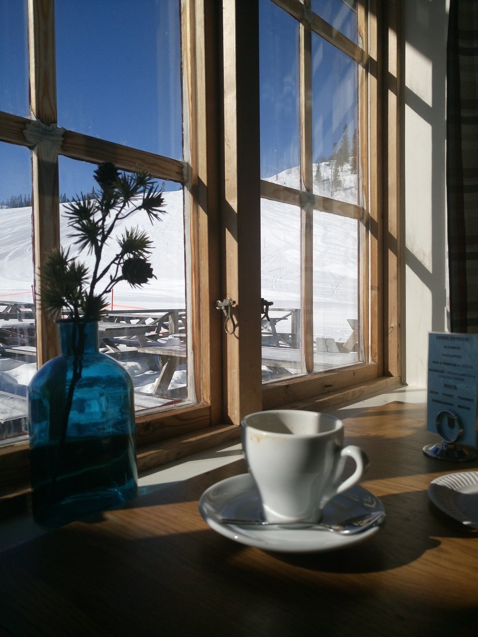 Kaffepaus i Katrina stugan.jpg