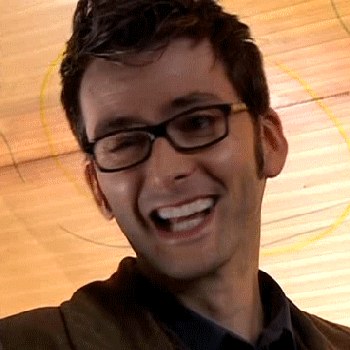David-Tennant-Head-Turning-Wink-Gif-On-Doctor-Who.gif