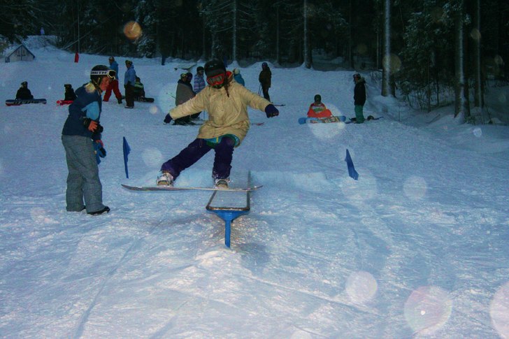 bs tailpress 270 av
. Foto: mats holmstedt. Åkare: johanna holmstedt.