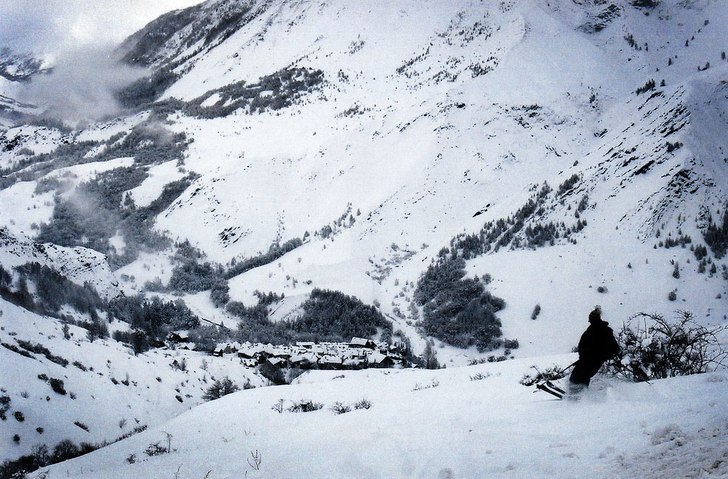 ner till byn.. Foto: malena andersson. Åkare: jakob wallin.