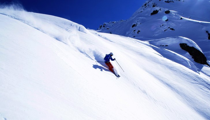 Foto: Jesper Eriksson. Åkare: Filip Skarfors.