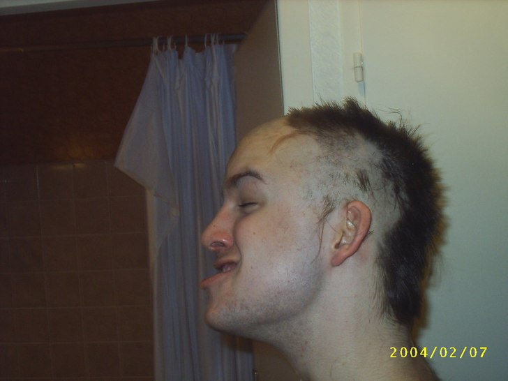 Johan gör sig redo för kvällens bataljer på da. Foto: Ola Sandh. Åkare: Johan Stenman.