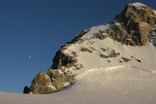 Kvälls ljus på Mont Maudit. Foto: Johan Johansson.