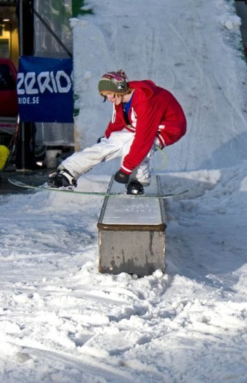 MAKE IT HAPPEN . Åkare: Nikla$ Lundgren.