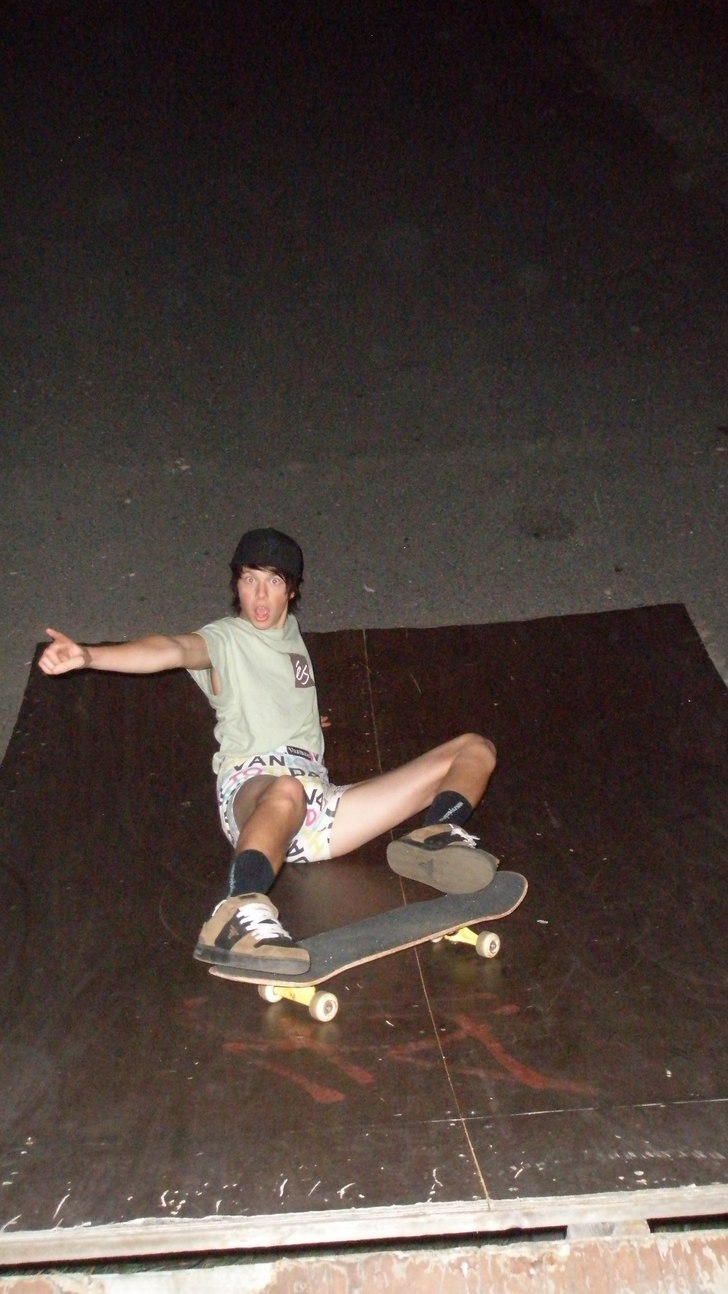 Vi hade lite och göra en kväll, så vi åkte lit. Foto: dunno. Åkare: ogge tha man.