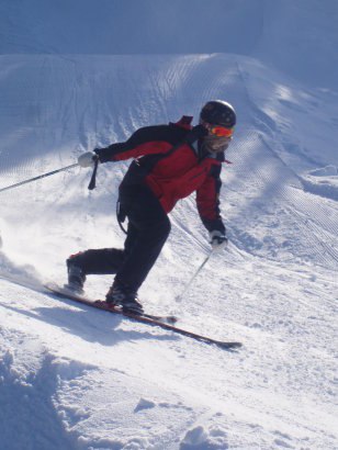 skön telemarks åkning nedför haflälls fjällen. Åkare: jesper skogsberg.