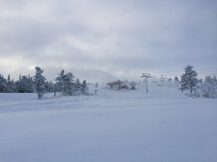 Snø i stereo
I dag får vi litt hjelp fra oven me.