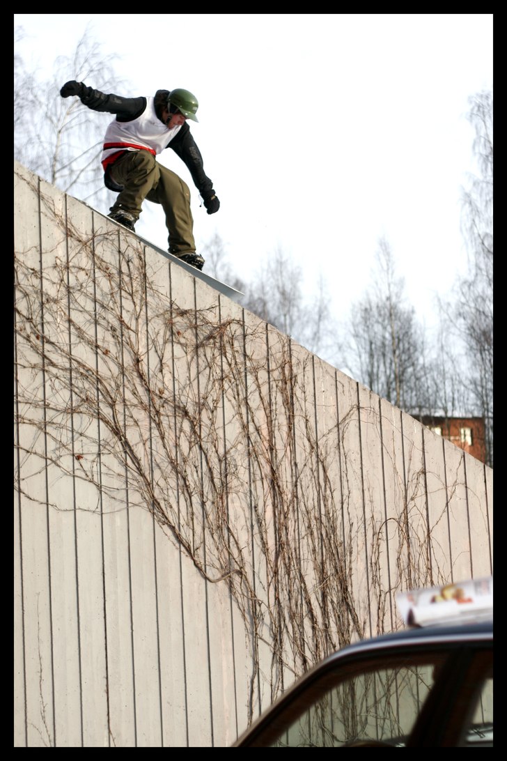 cement curb. Foto: Per Marklund. Åkare: Alexander Niemi.