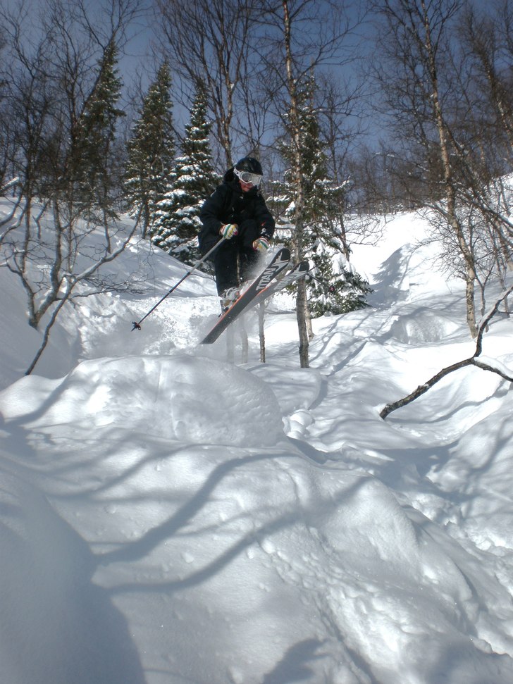 Skutt. Åkare: Carl Gereonsson.