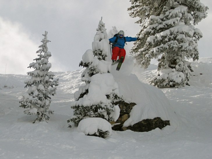 Fint drop i Blue Sky Basin, Vail. Foto: Henrik Pettersson. Åkare: Christoffer Schack.