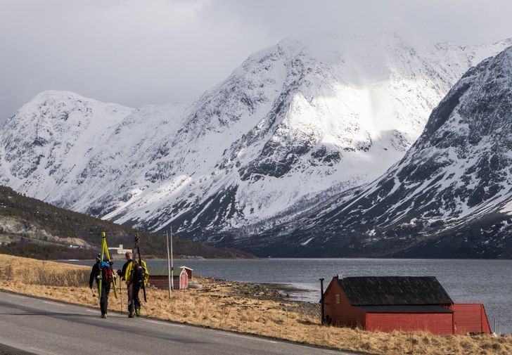 Hemgång. Start och slut vid strandkanten..
