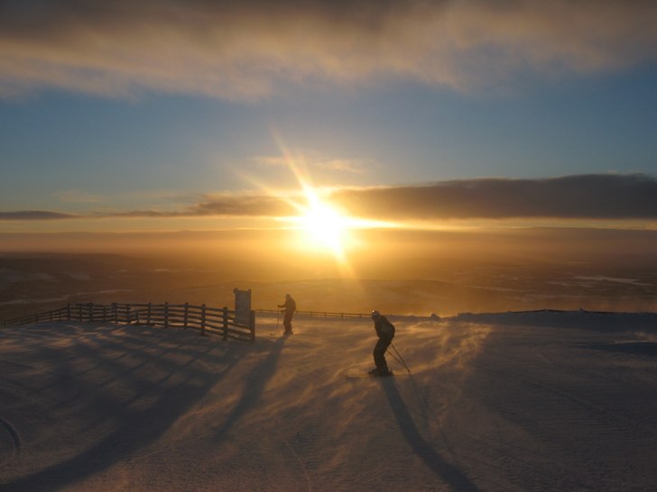 soluppgång i fjätervålen. Foto: Fredrik Edlund.