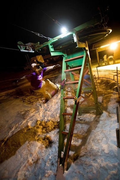 i väntan på att liftarna ska starta. Foto: Pierre Ekman. Åkare: Emil Eriksson.