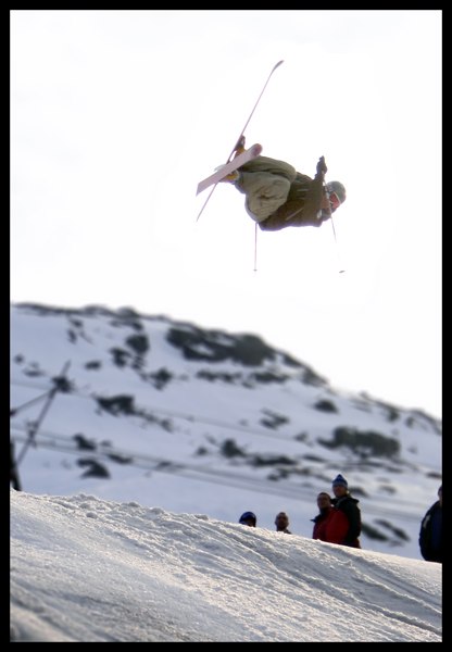 Pelikanflyget. Foto: Eric Tengstrand. Åkare: Wille Lindberg.