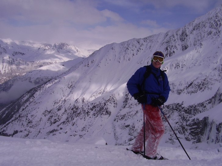 Offpistrepa i chamonix. Foto: Fredrik Palm. Åkare: Thomas Lönn.