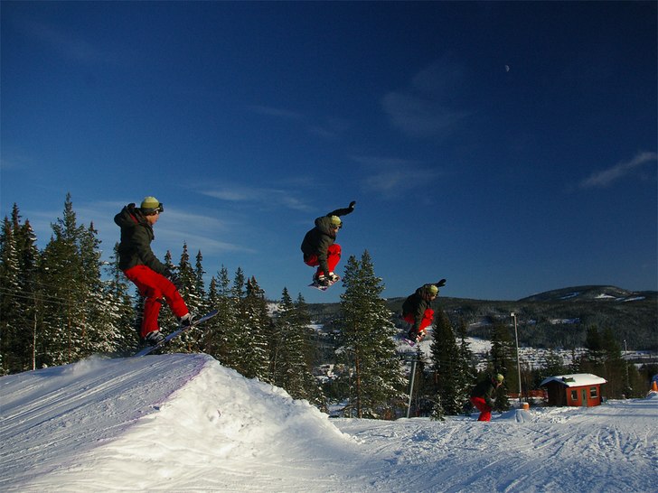 Lekte lite med stativet och lite sekvenstagning. G. Foto: Alexander Höckert. Åkare: Leo.