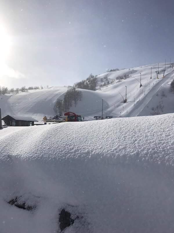 18 cm nysnø!!
Kom på kveldskjøring og kjør pud.