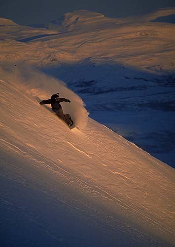 Januari, kallt, korta dagar. Vi var några entusia. Foto: Jonas Abrahamsson. Åkare: Björn Lindgren.