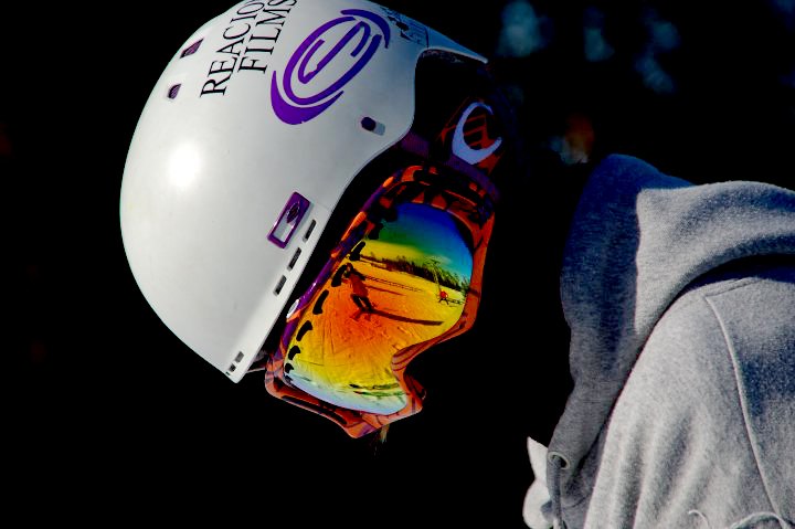 Hood?. Foto: Alexander Aapro. Åkare: Simon Axtelius.