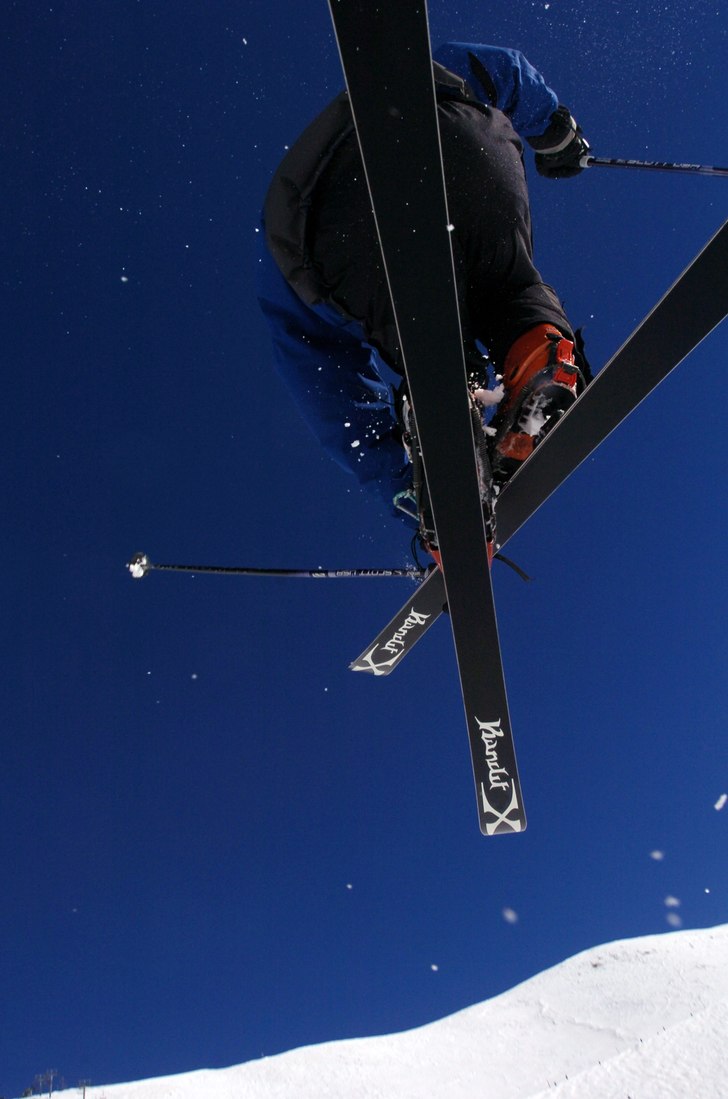En härlig dag i Serre. Micke låg under och knäp. Foto: Mikael Sjöberg. Åkare: Jonas Lindkvist.