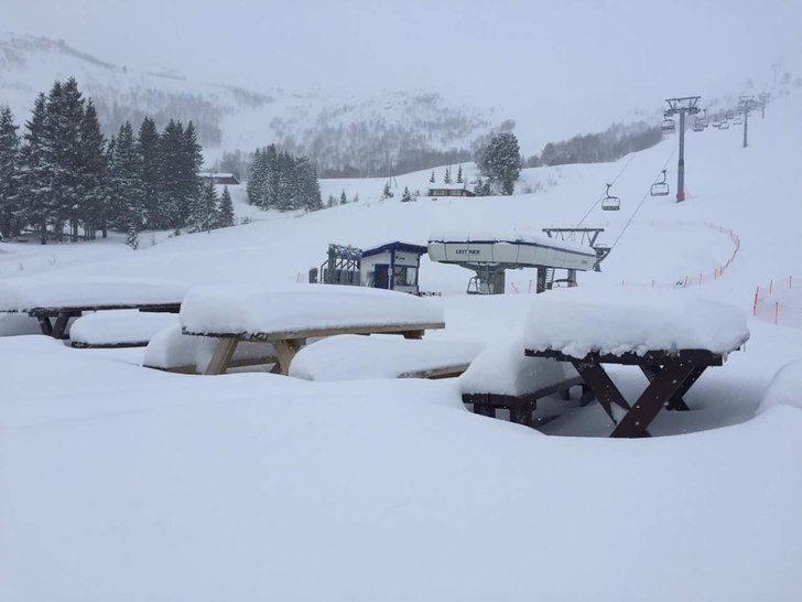Søndag 23.april
40cm siste døgn,
-2 nede, -7 og.