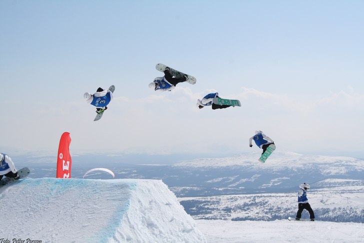 1000-meters hoppet under freeride veckan.. Foto: Petter Persson. Åkare: -ll-.