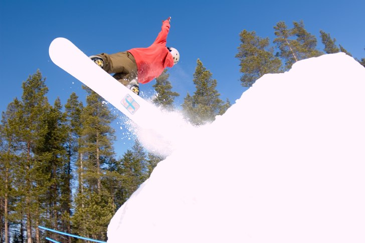 Början på en B-flip. Foto: Fotograf från skåne. Åkare: Kitok.
