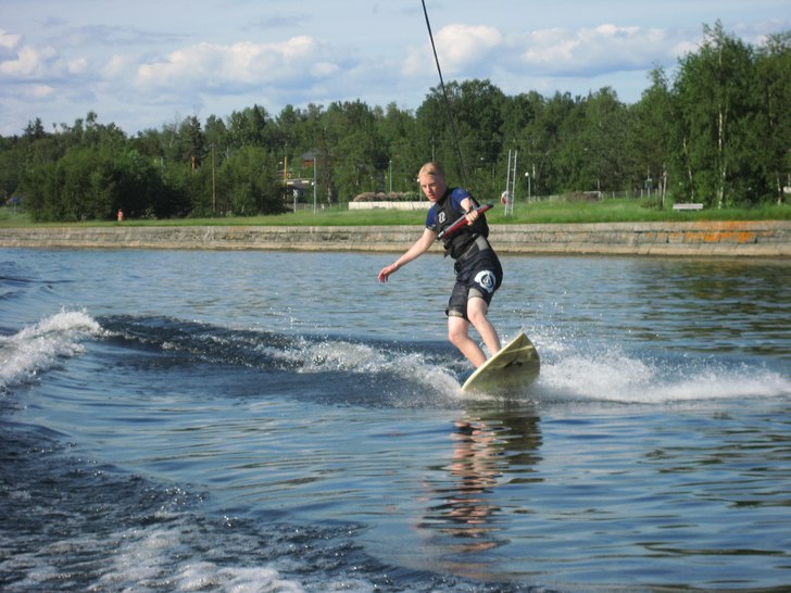 Freeboarding. Foto: Martin Haglund. Åkare: Anton Haglund.
