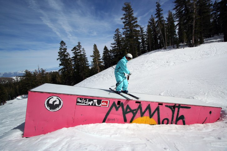Grym dag i Mammoth, perfekt väder och trevlig par. Foto: Micke Jörgensen. Åkare: Jesper Tengvall.