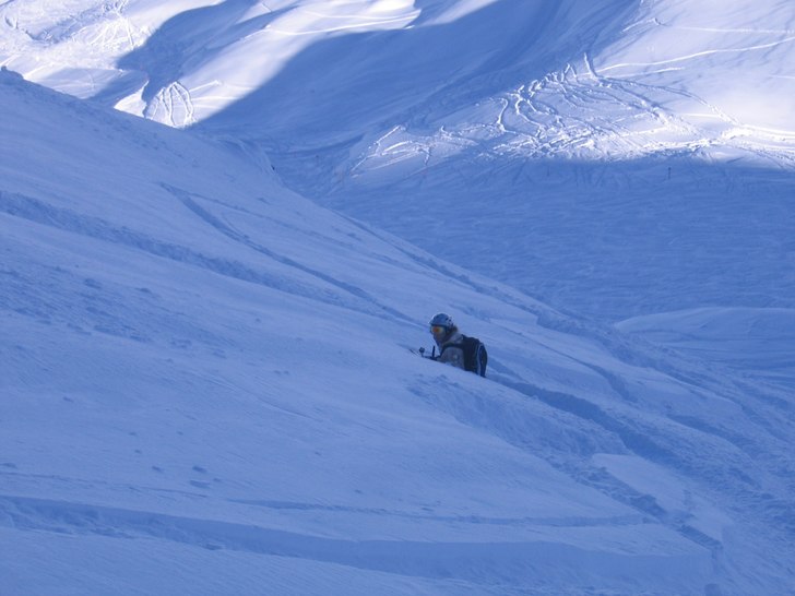 Snötillgången skall man inte klaga på.. Foto: Elias Lindqvist. Åkare: Johan Signell.