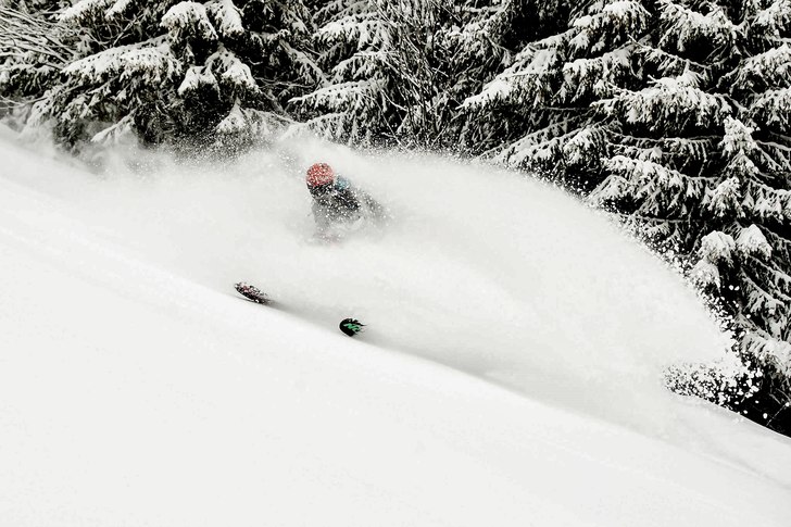 Härlig morgon med 50cm nysnö.
Photo by: Ola Mat. Foto: Ola Mattson. Åkare: Fredrik Hentzel.