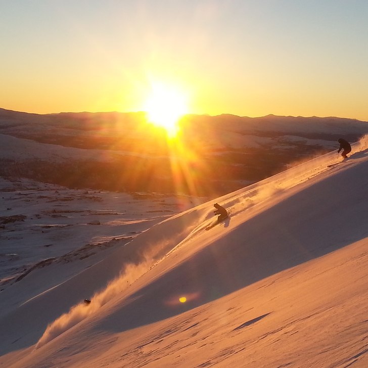 En fantastisk eftermiddag.. Foto: @berggrunds. Åkare: Erik Sunnerheim,  Philip Harlaut och Verner Eriksson.