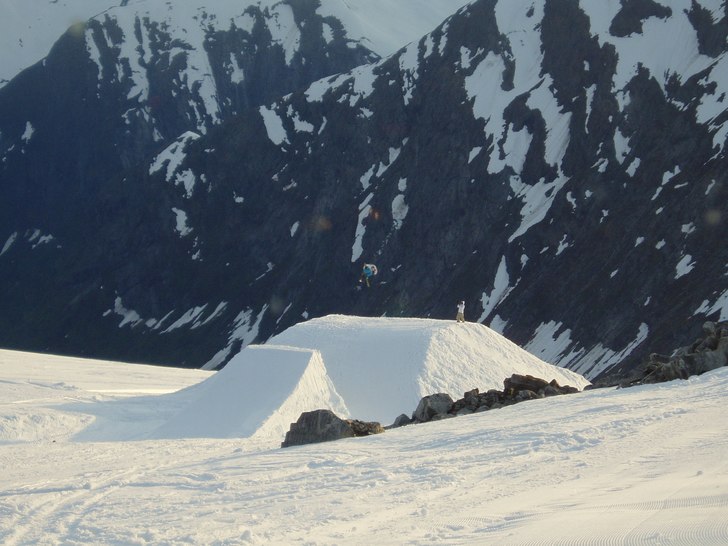 Foto: Lars"Laffa"Mattsson. Åkare: Henke Windstedt.
