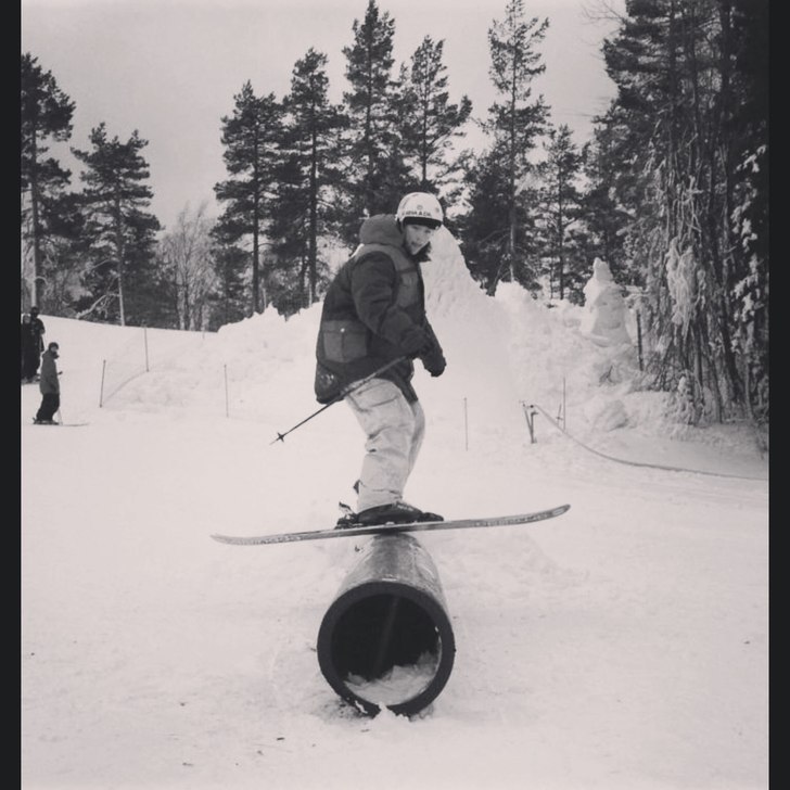 Första dagen på 3 år utan jibb. Foto: Kristoffer mellberg. Åkare: Jonathan larsson.