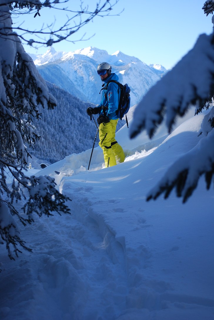 Lånade Mattias Carlsons kamera och drog av en bil. Foto: Filip Lindwall. Åkare: Leo Alsved.